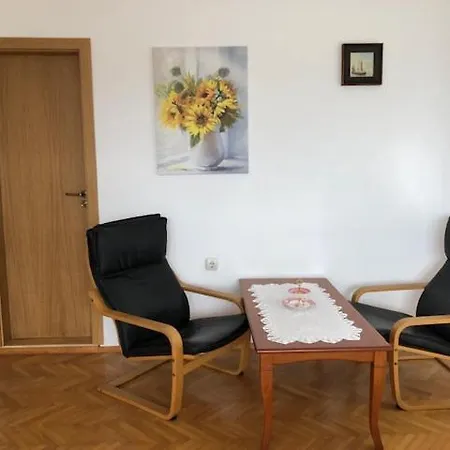 בית הארחה Villa Rocky סוזופול