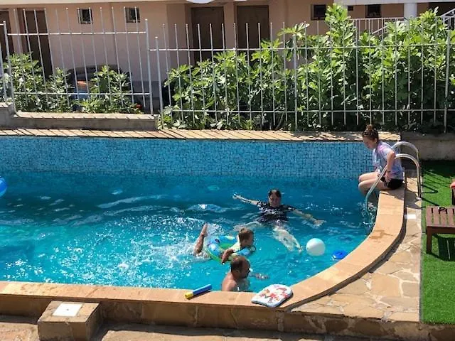 Villa Rocky סוזופול